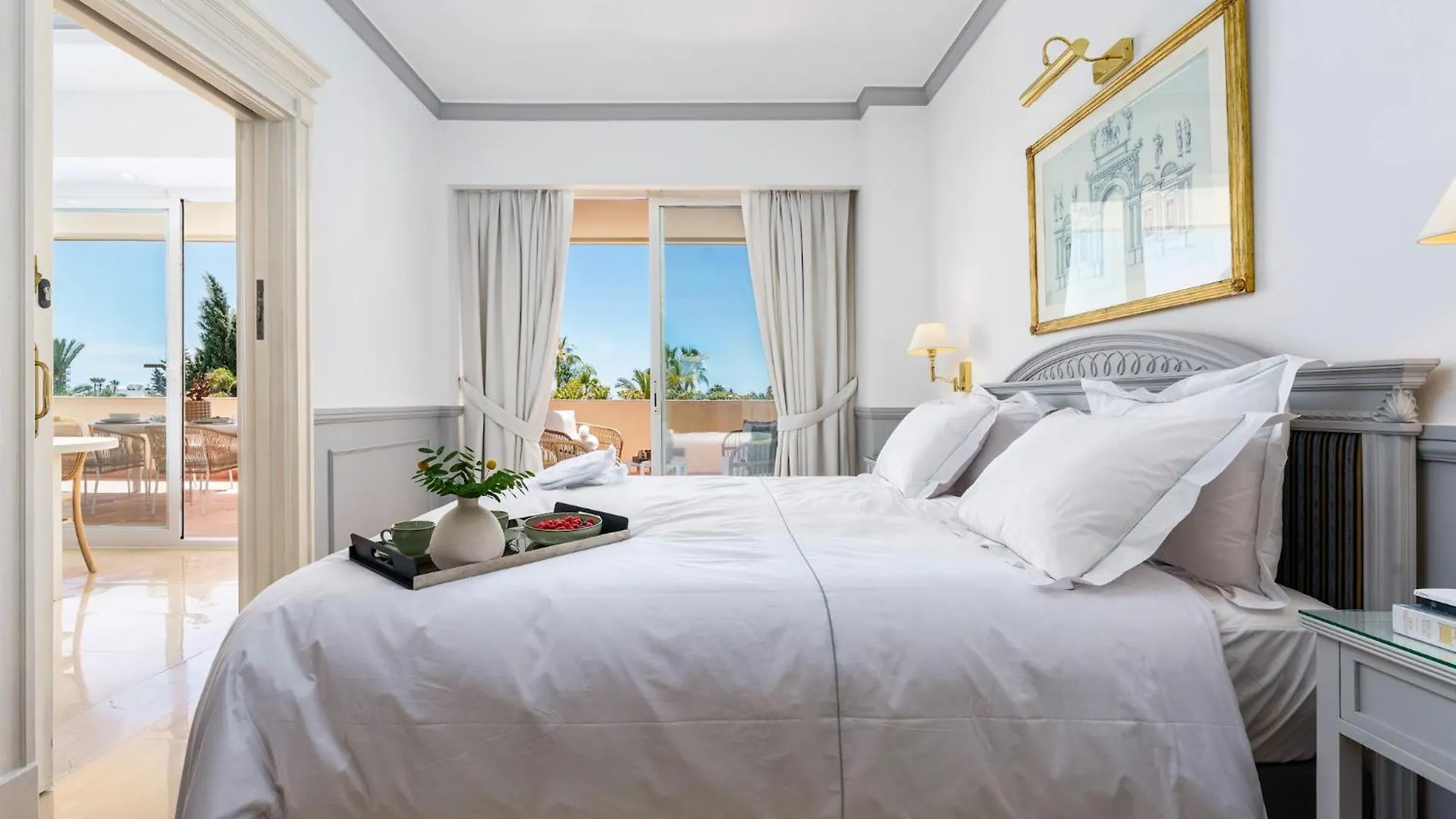 Apartment Stunning Renovated 2-Bedroom In Golden Mile Marbella